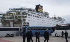 Yunanistan'daki El. Venizelos gemisinde Kovid-19 testi negatif çıkanların tahliyesi tamamlandı