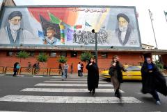 İran'da Beyaz Bölgelerde Camiler Yarın Açılıyor