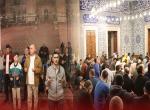 KADİR GECESİ ZİYARETE AÇILAN SAKAL-I ŞERİF YOĞUN İLGİ GÖRDÜ