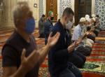 Uzun bir aradan sonra ilk sabah namazı kılındı