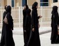 FRANSA'DA ABAYA GİYEN 67 ÖĞRENCİ OKULA ALINMADI