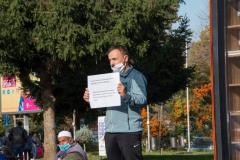 Kalkandelenli vatandaş tek başına Fransa’yı protesto etti