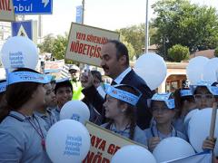 291 emniyet mensubu yayalar için 92 noktada nöbet tuttu