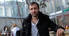 Nejat İşler gizlice evlendi mi?