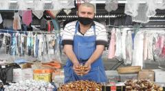 Bayram şekerleri tezgahta kaldı